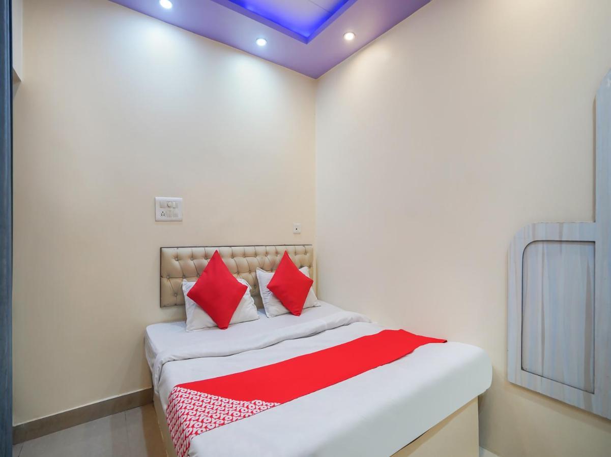 Oyo 75627 New Ankit Guest House Varanasi Exterior photo